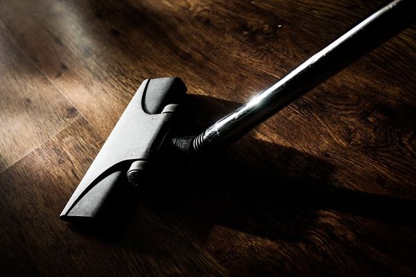 Podręcznik mechanika: serwis i naprawa urządzeń do czyszczenia